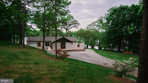 1 Forest Rd, Glen Burnie, MD 21060