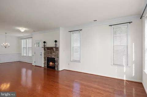 Living - 7922 Bertie Ct, Pasadena, MD 21122 photo 2 of 2