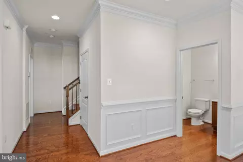 Entry Way - 7922 Bertie Ct, Pasadena, MD 21122 photo 5 of 7