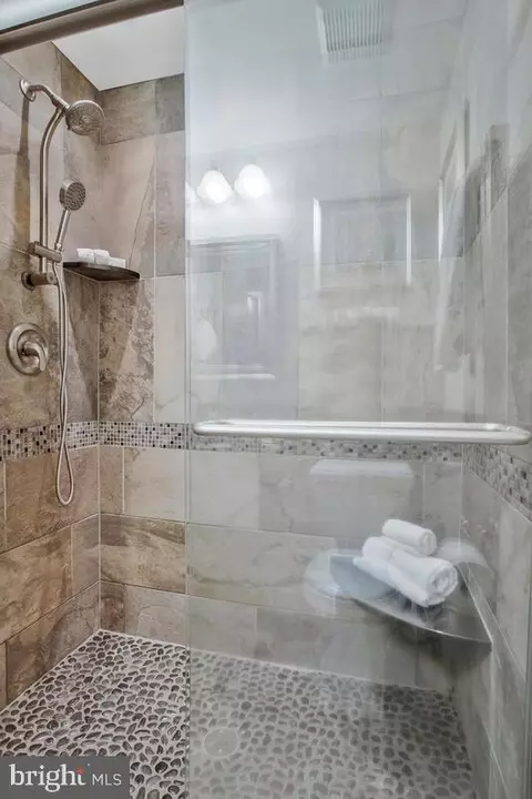 Bath - 1750 Maple Ave, Hanover, MD 21076 photo 3 of 5