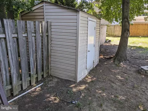 Exterior - 3625 Robin Air Ct, Pasadena, MD 21122 photo 3 of 5