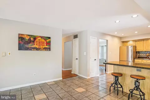 Entry Way - 1101 Hyman Ct, Crofton, MD 21114 photo 6 of 17