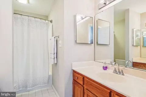 Bath - 1101 Hyman Ct, Crofton, MD 21114 photo 2 of 6