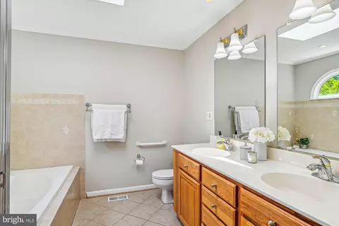 Bath - 1101 Hyman Ct, Crofton, MD 21114 photo 5 of 6