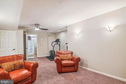 Entry Way - 1101 Hyman Ct, Crofton, MD 21114 photo 16 of 17