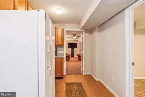 Entry Way - 1101 Hyman Ct, Crofton, MD 21114 photo 15 of 17