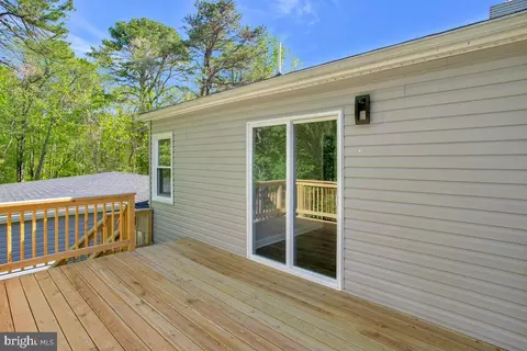 Exterior - 84 Gambrills Rd, Severn, MD 21144 photo 3 of 7