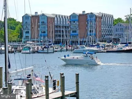 312 Severn Ave #W311, Annapolis, MD 21403