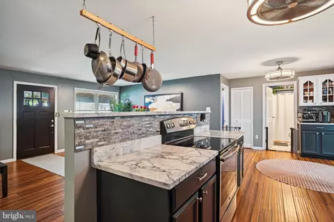 1739 Fairhill Dr, Edgewater, MD 21037 photo 9
