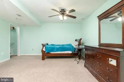 Bedroom - 7916 Leeds Dr, Pasadena, MD 21122 photo 6 of 6