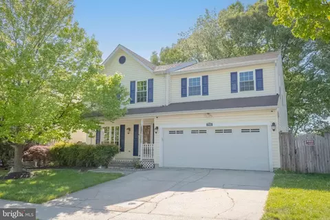 Exterior - 7916 Leeds Dr, Pasadena, MD 21122 photo 2 of 10