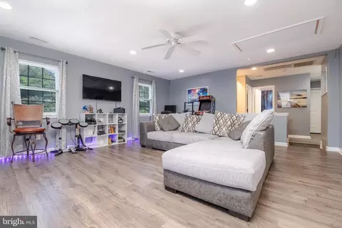 Other - 7916 Leeds Dr, Pasadena, MD 21122 photo 4 of 13