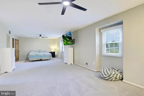 Bedroom - 444 Poplar Leaf Dr, Edgewater, MD 21037 photo 4 of 7