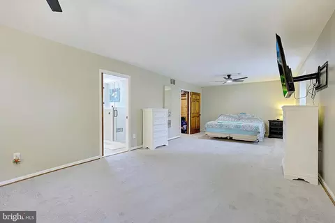Bedroom - 444 Poplar Leaf Dr, Edgewater, MD 21037 photo 5 of 7