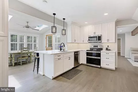 Kitchen - 444 Poplar Leaf Dr, Edgewater, MD 21037 photo 1 of 2