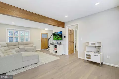 Entry Way - 444 Poplar Leaf Dr, Edgewater, MD 21037 photo 1 of 6