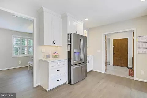 Entry Way - 444 Poplar Leaf Dr, Edgewater, MD 21037 photo 4 of 6