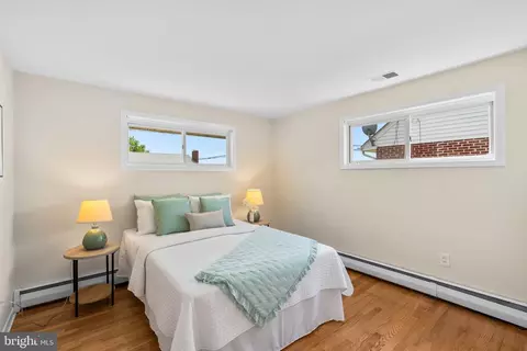 Bedroom - 178 Chelsea Rd, Pasadena, MD 21122 photo 1 of 7