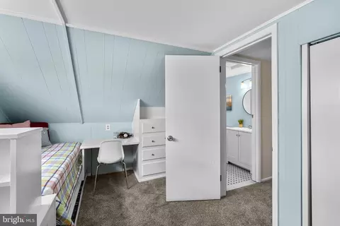 Bedroom - 178 Chelsea Rd, Pasadena, MD 21122 photo 7 of 7