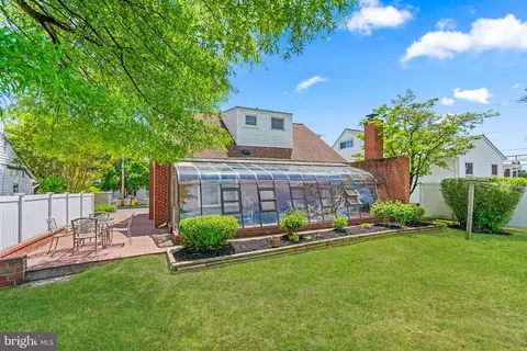 Exterior - 178 Chelsea Rd, Pasadena, MD 21122 photo 5 of 5