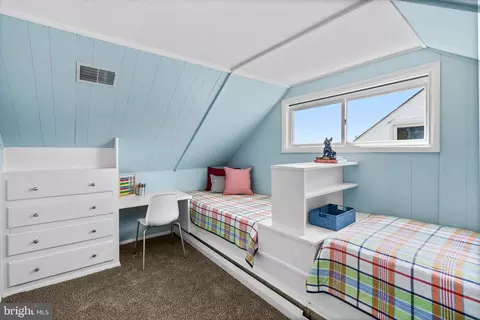 Bedroom - 178 Chelsea Rd, Pasadena, MD 21122 photo 5 of 7