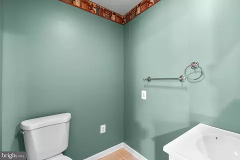 4027 Apple Jack Ct, Pasadena, MD 21122 photo 8