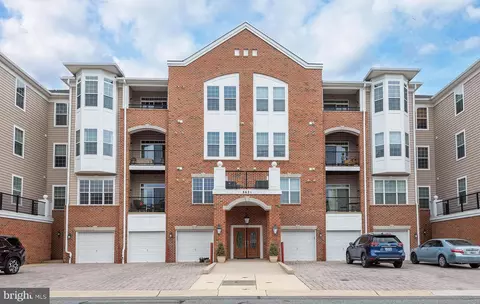 8621 Fluttering Leaf Trl #302, Odenton, MD 21113