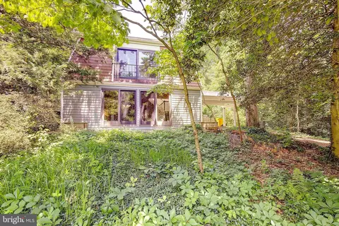 Exterior - 1026 Pinecrest Dr, Annapolis, MD 21403 photo 7 of 7