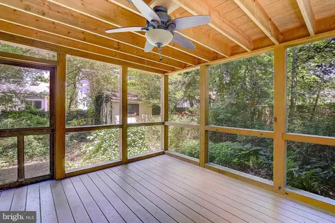 Exterior - 1026 Pinecrest Dr, Annapolis, MD 21403 photo 4 of 7