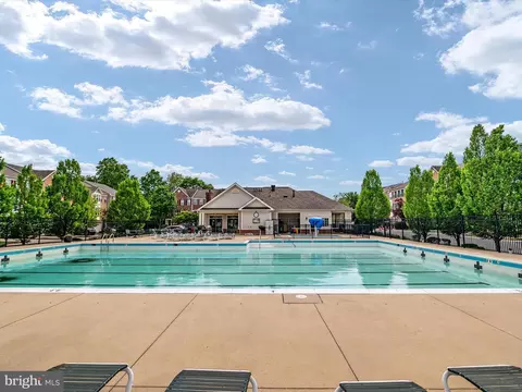 Exterior - 86 Two Rivers Dr, Edgewater, MD 21037 photo 8 of 11