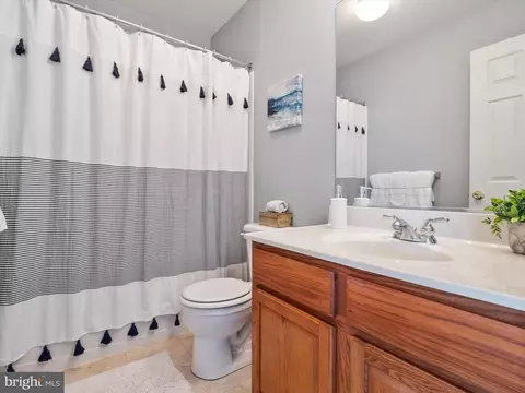 Bath - 86 Two Rivers Dr, Edgewater, MD 21037 photo 3 of 4