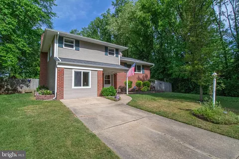 480 Nolcrest Rd, Glen Burnie, MD 21061
