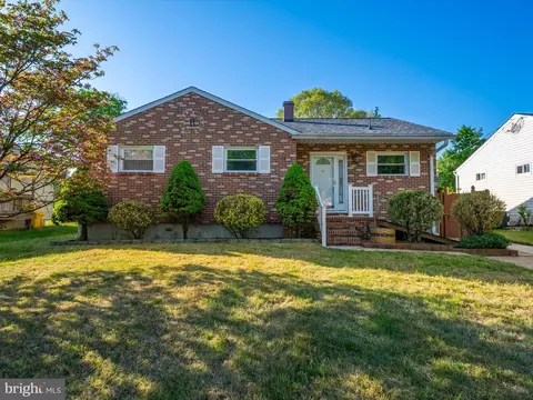 241 Cross Creek Dr, Glen Burnie, MD 21061
