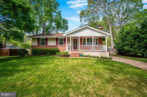 304 N Carolina Ave, Pasadena, MD 21122