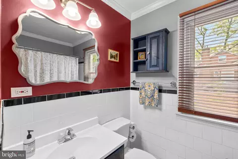 Bath - 100 Railroad Ave, Pasadena, MD 21122 photo 1 of 5