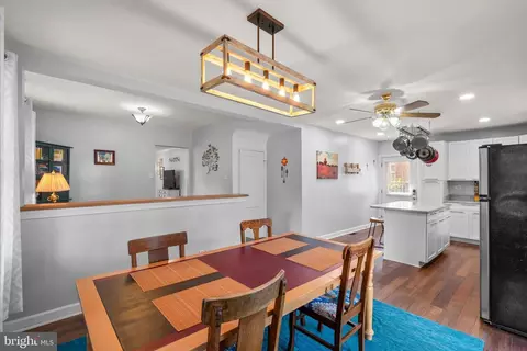 Dining - 100 Railroad Ave, Pasadena, MD 21122 photo 2 of 2