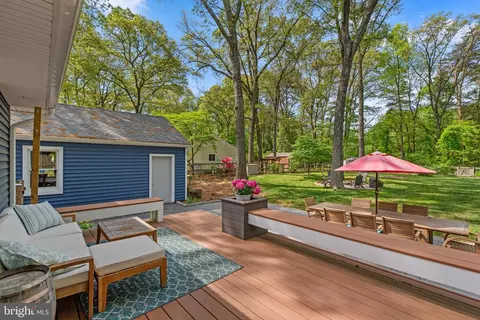 Exterior - 100 Railroad Ave, Pasadena, MD 21122 photo 3 of 11