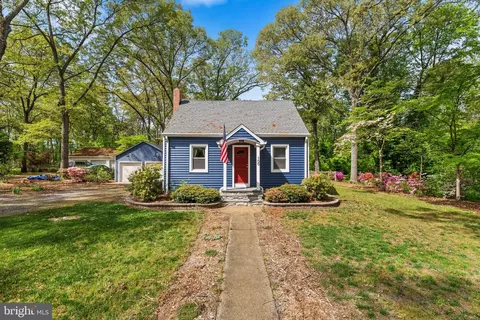 Exterior - 100 Railroad Ave, Pasadena, MD 21122 photo 2 of 11