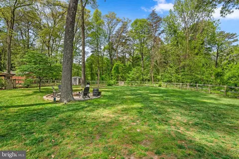 Exterior - 100 Railroad Ave, Pasadena, MD 21122 photo 8 of 11