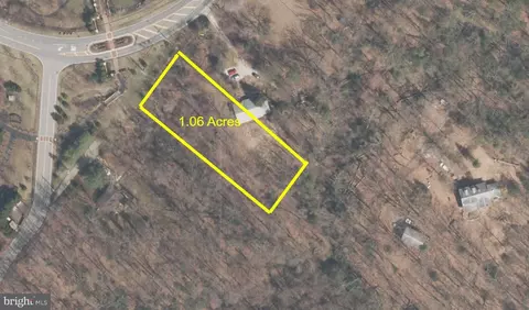 2627 Greenbriar Ln, Annapolis, MD 21401