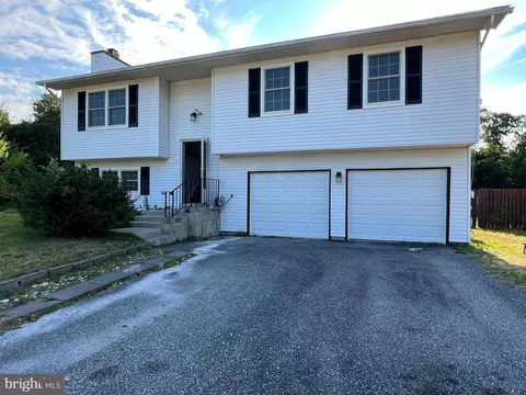 8119 Plowmill Ct, Severn, MD 21144