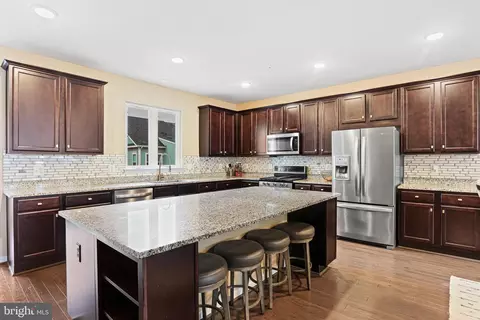 Kitchen - 8322 Meadowood Dr, Hanover, MD 21076 photo 1 of 3