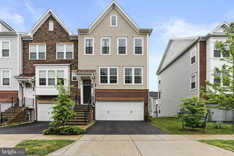 8322 Meadowood Dr, Hanover, MD 21076