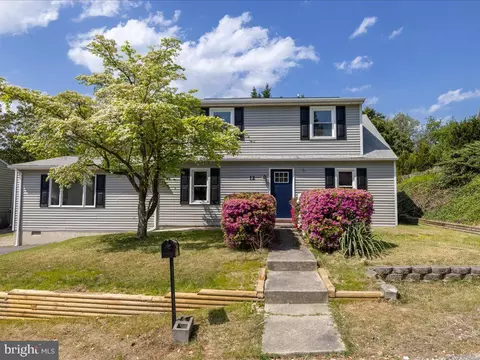 12 Windy Hill Ln, Glen Burnie, MD 21061