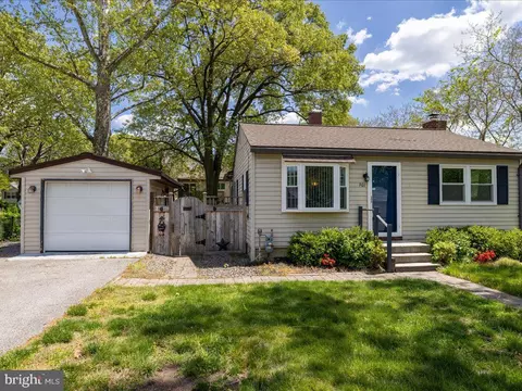 901 Langley Rd, Glen Burnie, MD 21060
