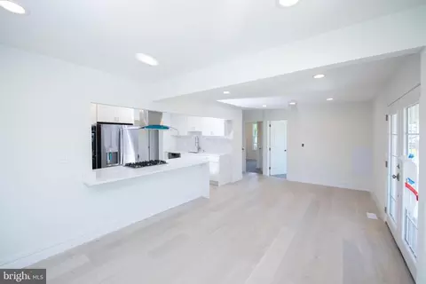 403 Cedar Hill Rd, Brooklyn, MD 21225 photo 3