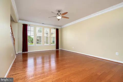 8013 Jean Ct #J-1, Pasadena, MD 21122 photo 7