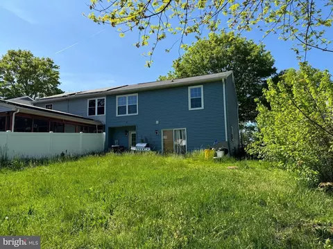 3577 Brickwall Ln, Pasadena, MD 21122 photo 2