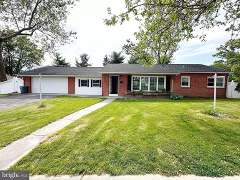 300 Sycamore Rd, Linthicum Heights, MD 21090