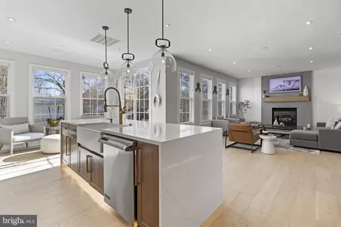 Kitchen - 751 Sharretts Ln, Arnold, MD 21012 photo 4 of 4